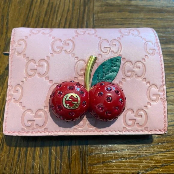財布・小物その他 GUCCI Woman Wallet Cherry 7734280OP0T 6207 Gucci Cherry Wallet – WSIW